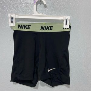 WOMENS NIKE PRO SPANDEX